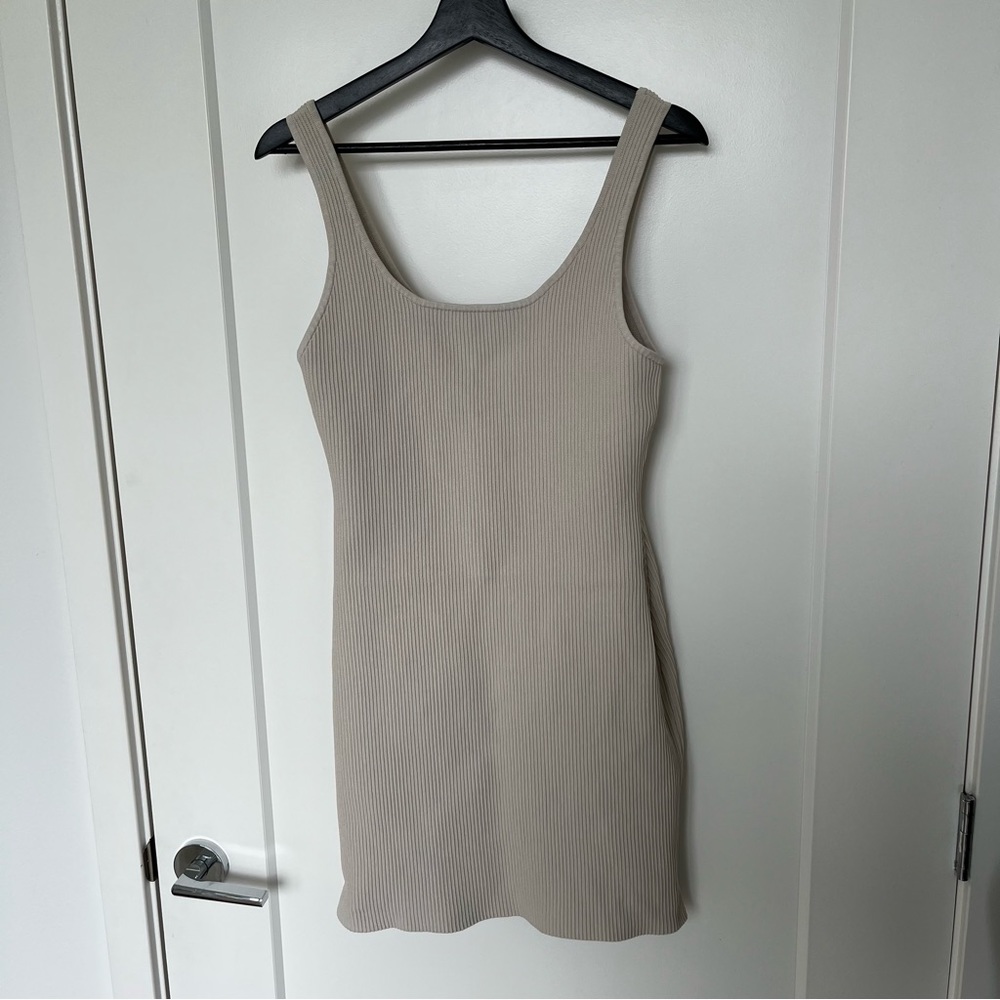 Aritiza Babaton Sculpt Knit Mini Dress - Matte Pearl - Sz M